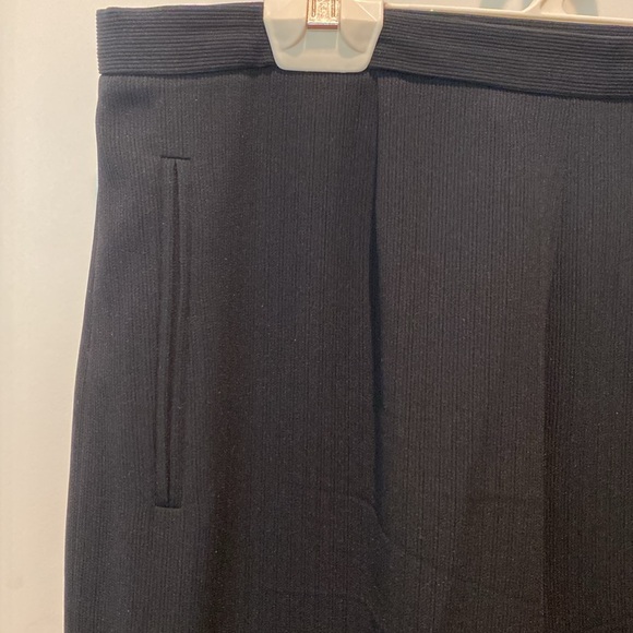 Alex Garfield Ladies Dress Pants. Side Zip. Flat Front. Size 12 - Picture 2 of 7